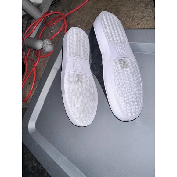 NWOT YRU F YOU SLIP ON SHOES, Sz 8 - Picture 3 of 4